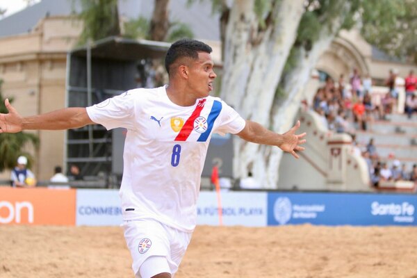 Versus / Paraguay remonta y se pone en puestos de clasificación en la Copa América de Fútbol Playa