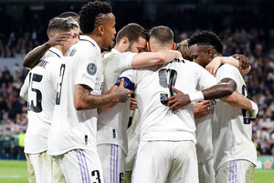 Versus / Benzema sentencia al Liverpool y pone al Real Madrid en cuartos de Champions League