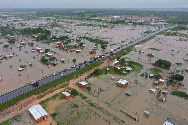 Crecida del río afecta a cinco regiones del país - ADN Digital