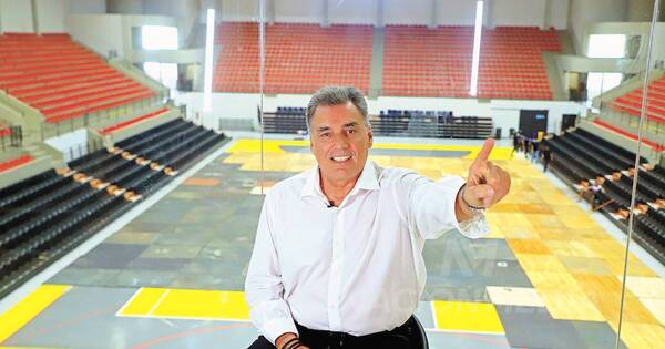 La Nación / La leyenda del tenis paraguayo busca un escaño en el Congreso