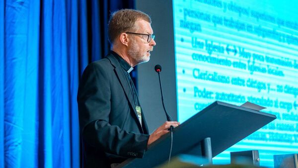 Iglesia quiere más cercanía a las víctimas para no repetir el pasado