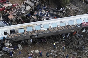Grecia, paralizada por huelga general tras accidente de trenes | 1000 Noticias