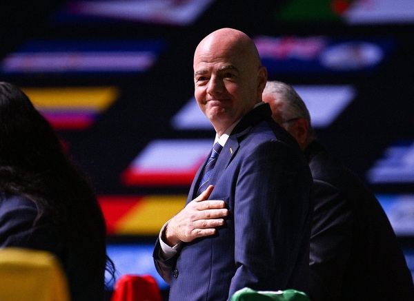 Diario HOY | Infantino comienza un nuevo ciclo al frente del fútbol mundial