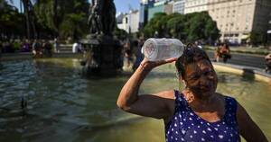 La Nación / Buenos Aires sufre ola de calor y prolongados cortes de luz