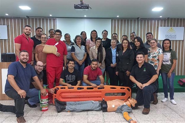 Comité de prevención de accidentes de la Fundación Tesãi capacita a funcionarios del Rectorado de la UNE | DIARIO PRIMERA PLANA