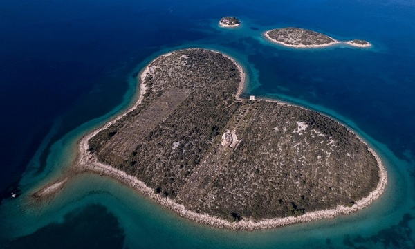 La “isla del amor” con forma de corazón | Telefuturo