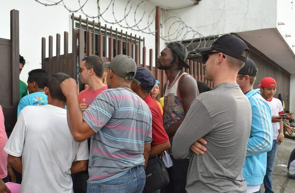 Casi 3.000 migrantes irregulares han sido devueltos a Cuba en lo que va de año - MarketData