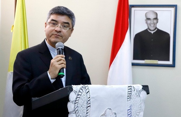 MEC ya no reconoce la firma de Narciso Velázquez como presidente del CONES - Megacadena — Últimas Noticias de Paraguay