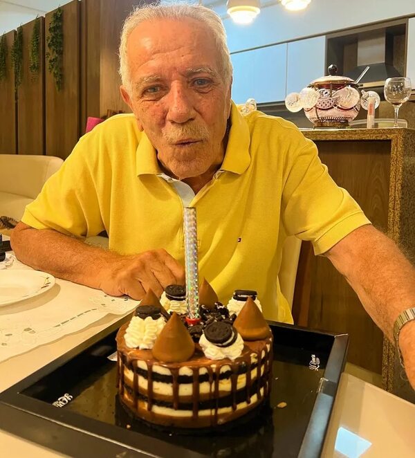 Héctor Corte estuvo de cumple y su hijo Chiche lo llenó de mimos - Gente - ABC Color
