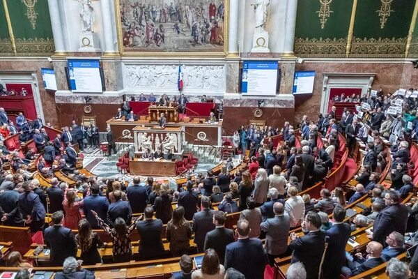 Francia eleva la edad jubilatoria: en qué consiste la reforma y las instancias pendientes - Mundo - ABC Color