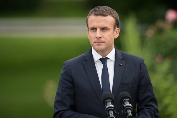 Macron impone reforma de las pensiones sin el voto de los diputados