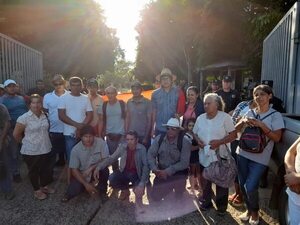Vecinos de Ayolas anuncian manifestación frente a Yacyretá - Nacionales - ABC Color