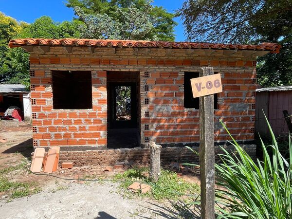 Familias de escasos recursos de Ñemby pronto accederán a viviendas dignas
