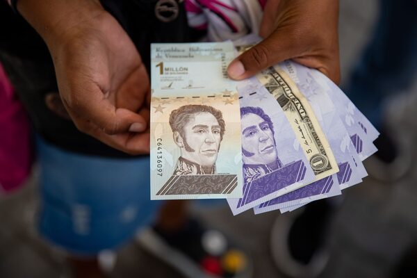 Instituto venezolano pide una política conjunta para la fijación del salario mínimo - MarketData
