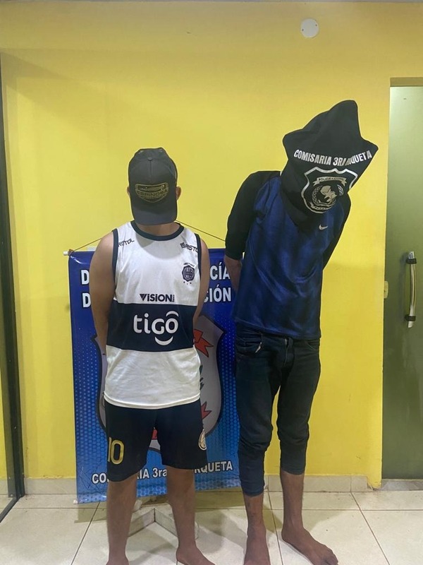 Jóvenes con frondosos antecedentes roban una motocicleta y son detenidos