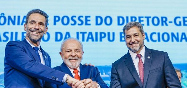 El diputado Enio Verri, asume como nuevo director brasileño de Itaipú con el compromiso de luchar por "precios justos" de energía - Revista PLUS