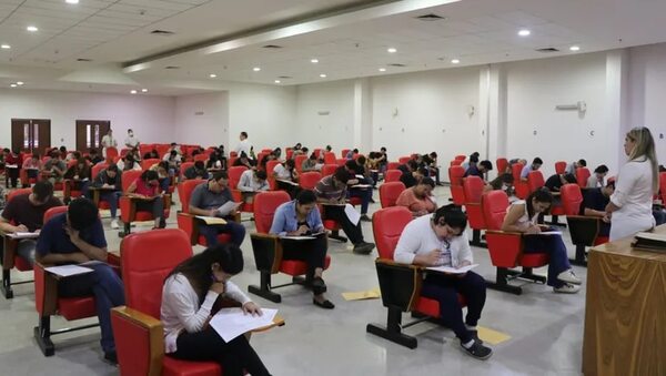 Medicina UNA: más de 130 residencias son cubiertas tras examen único de admisión - Nacionales - ABC Color