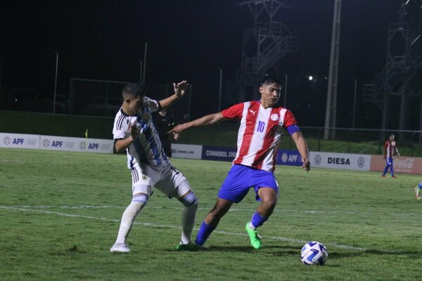 Versus / Paraguay dejó escapar el triunfo ante Argentina en un amistoso con miras al Sudamericano Sub 17