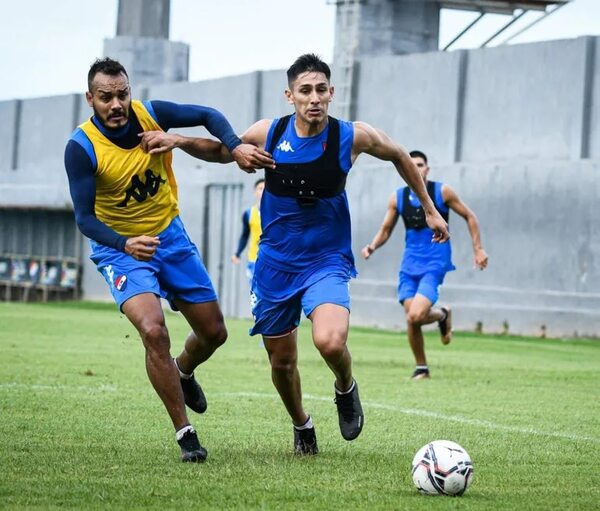 Nacional: Pedro Sarabia prepara una movida en la ofensiva - Fútbol - ABC Color