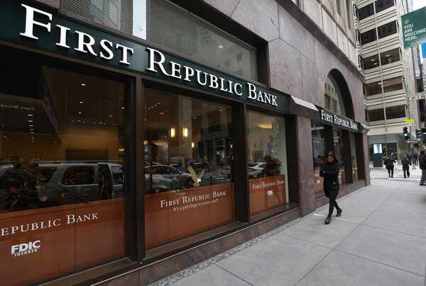 Un grupo de grandes bancos de EE UU aportarán USD 30.000 millones para rescatar al First Republic Bank - ADN Digital