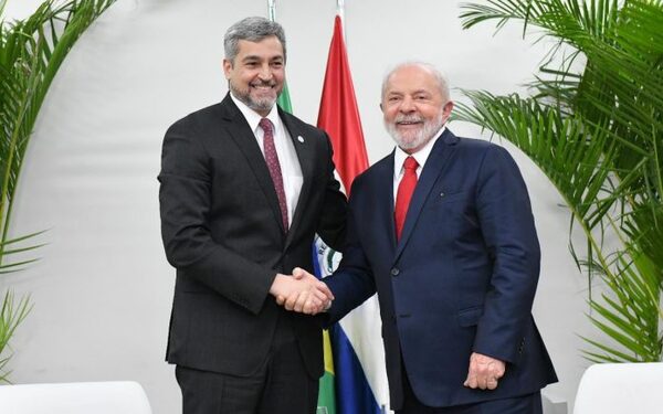 En cálido encuentro presidentes de Paraguay y Brasil coinciden en definir pronto la tarifa de Itaipu