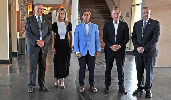 Región analiza enfoque para enfrentar gripe aviar, cambio climático y déficit hídrico - Nacionales - ABC Color