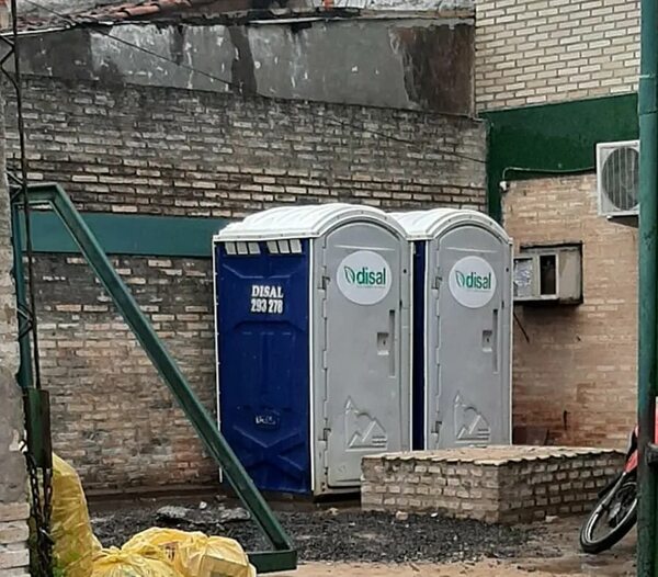 Baños insalubres para niños de escuela en Ñemby - Crónicas Ciudadanas - ABC Color