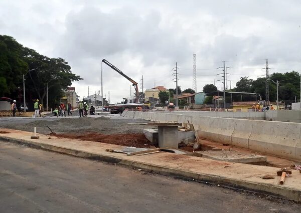 Venció el plazo, pero otra vez no concluyeron el túnel de Tres Bocas - Economía - ABC Color
