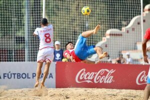 Fútbol playa: De “chilena”, a las semifinales - Polideportivo - ABC Color