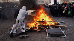 París enfrenta una jornada de bloqueos contra la reforma de las pensiones impulsada por Macron - .::Agencia IP::.