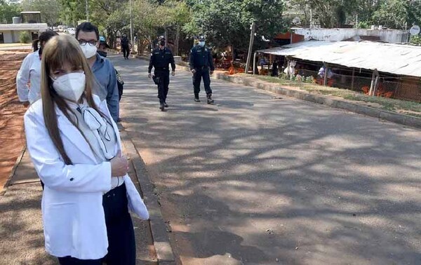 Parto en el pasillo: Enfermeros se defienden y critican a directora del Hospital de Itauguá – Prensa 5