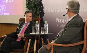 Euclides afirma que Paraguay debe industrializarse y dejar de ser agropastoril