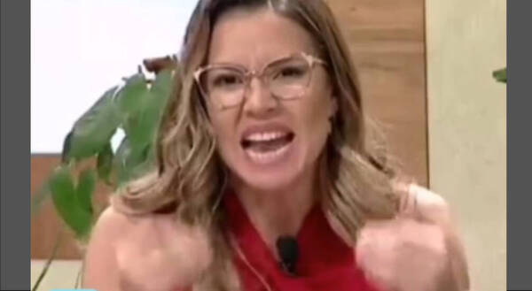 [VIDEO] La rabia de Dallys en Tv: "Son unos hijos de pu..."