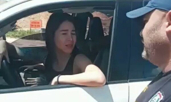 “Fiscalita” con auto robado consigue prisión domiciliaria