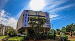 Tras escándalo por parto en el piso, anuncian auditoría médica en el Hospital de Itauguá