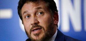 El vicepresidente de la FIFA Domínguez está bajo presión