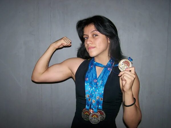 Joven campeona sudamericana junta fondos para participar de torneo Panamericano - Polideportivo - ABC Color