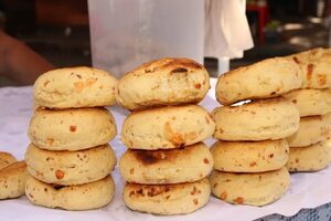 Caacupé: preocupación por aumento de precios de ingredientes para la chipa - Nacionales - ABC Color