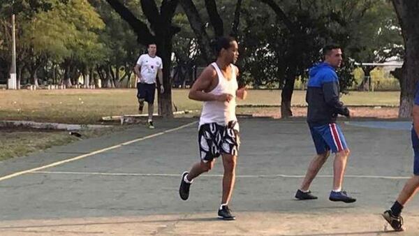 Diario HOY | Ronaldinho habló de su paso por la cárcel en Paraguay