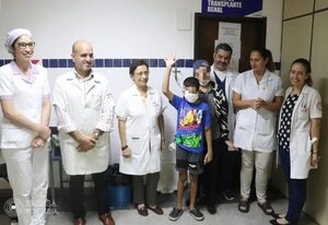 Paciente sometido a trasplante renal pediátrico está de alta  - Nacionales - ABC Color