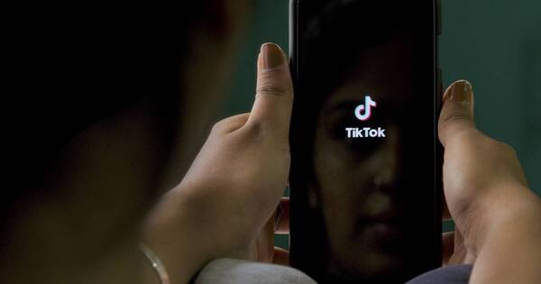 La Nación / EEUU investiga a la empresa dueña de Tik Tok por espiar a periodistas estadounidenses