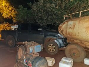 Intentan robar camioneta y chocan en la fuga en Domingo Martínez de Irala - ABC en el Este - ABC Color