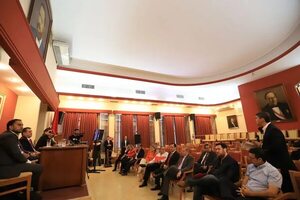 Partido Colorado sigue empantanado en proceso para conseguir créditos - Política - ABC Color