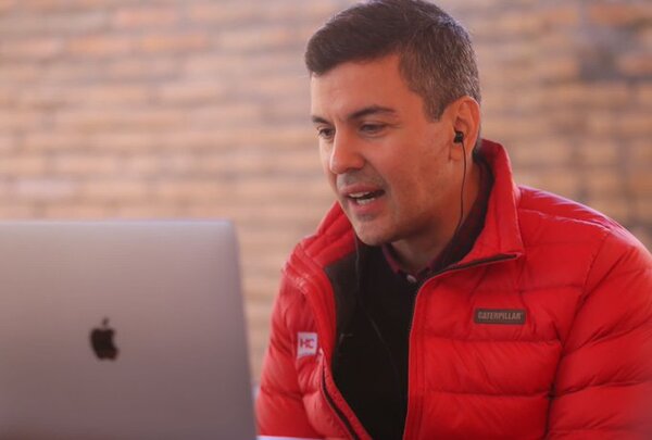 Santiago Peña afirma que se debe trabajar en precios del combustible, gas y canasta básica - ADN Digital