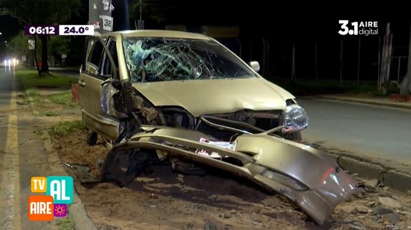 Joven queda en grave estado tras accidente de tránsito en San Lorenzo - trece