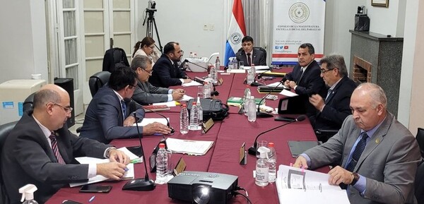Consejo entrará en semana clave para formar terna para ministro de la Corte - La Tribuna