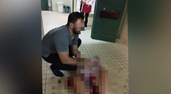 Médico que iniciaba su guardia fue el que asistió a la madre, otros dos, no hacían nada - Noticiero Paraguay