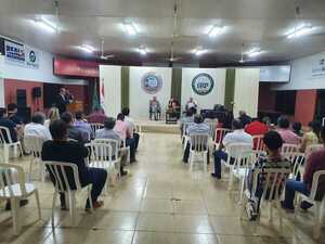 Exitoso conversatorio con candidatos al Senado