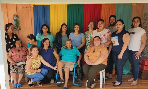 ¡Gracias por la vida! Abuelito festeja en familia sus 102 años de vida