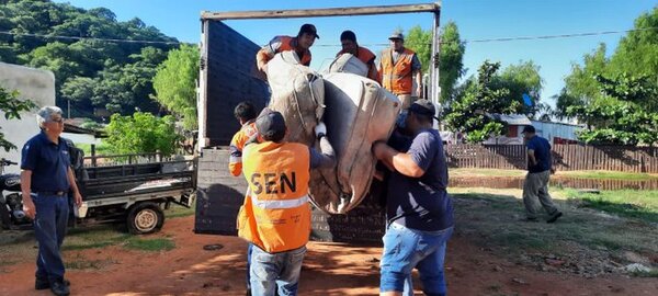 Continúa evacuación de familias afectadas por crecida del río Paraguay